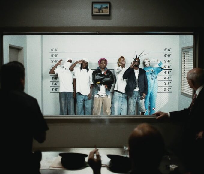 A$AP Rocky lança o single "Punk Rock" enquanto prepara seu aguardado álbum "Don't Be Dumb", que chega em 16 de janeiro. Confira o videoclipe estrelado por Winona Ryder e ouça nas plataformas de streaming!