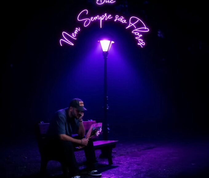 Capa da EP “Nem Sempre São Flores” de Duc, com visual melancólico e tons suaves