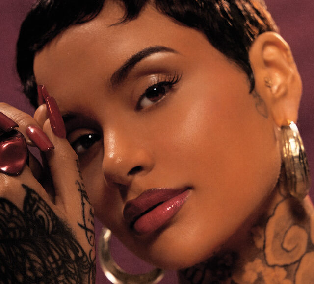 Capa do álbum homónimo de Kehlani lançado em 2026, com design artístico em tons escuros e o nome da cantora em destaque.