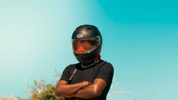 Sleep The Prince, rapper luso-angolano, anuncia o novo álbum "Capacete Preto", com lançamento previsto para 8 de maio de 2026.