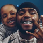 6LACK com a capa do álbum LOVE IS THE NEW GANGSTA, lançamento previsto para 22 de maio de 2025