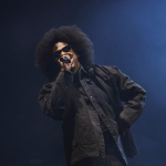 Jay-Z no palco do Roots Picnic em 30 de maio de 2026 durante performance de freestyle ao vivo