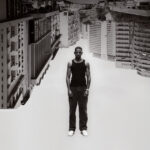Capa do álbum do rapper Slim Boy intitulado "Coisas que eu Sei"