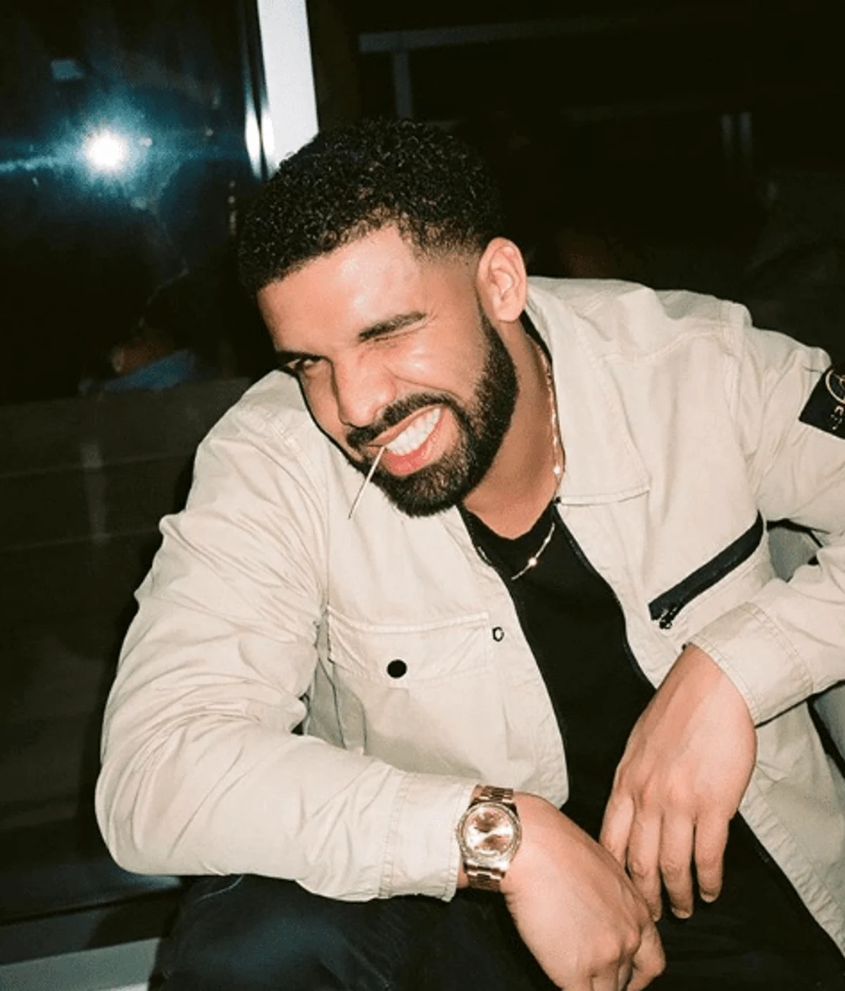 Drake confirma live "FOMO" no YouTube a 15 de setembro Drake confirma live FOMO no YouTube a 15 de setembro