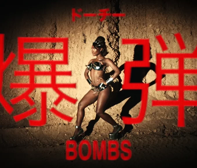 Doechii em imagem de divulgação do single "Bombs (Swamp Sessions)"
