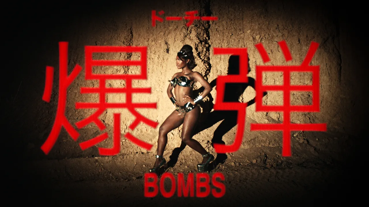 Doechii em imagem de divulgação do single "Bombs (Swamp Sessions)"